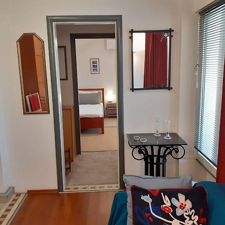Studio Aperitton 1 ตริกาลา ภายนอก รูปภาพ